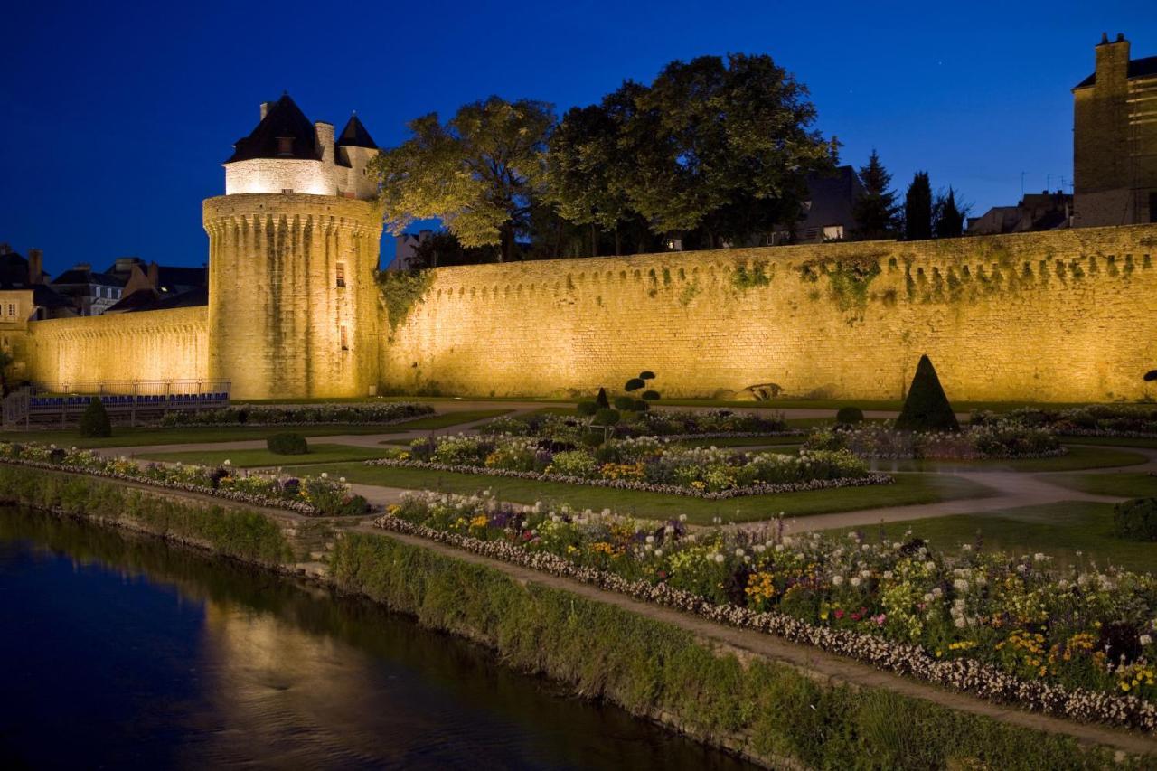 Nuit Insolite Sur La Presqu'Ile De Rhuys Sarzeau Exterior photo
